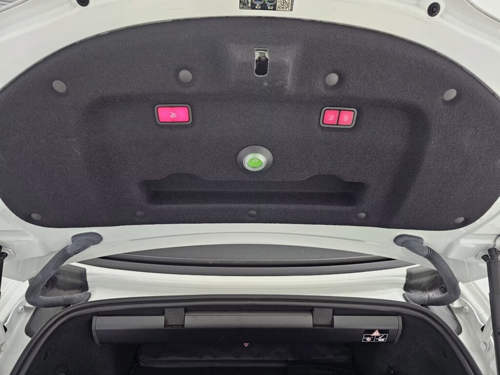 صورة السيارة