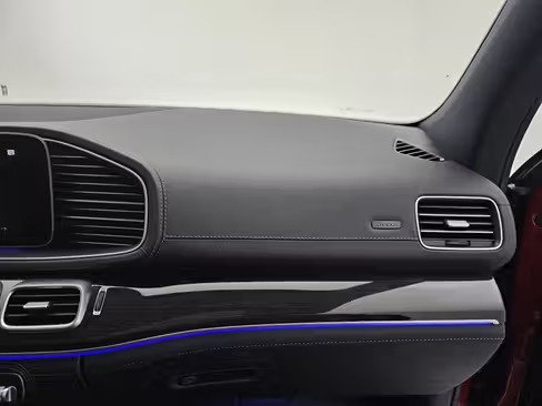 صورة السيارة