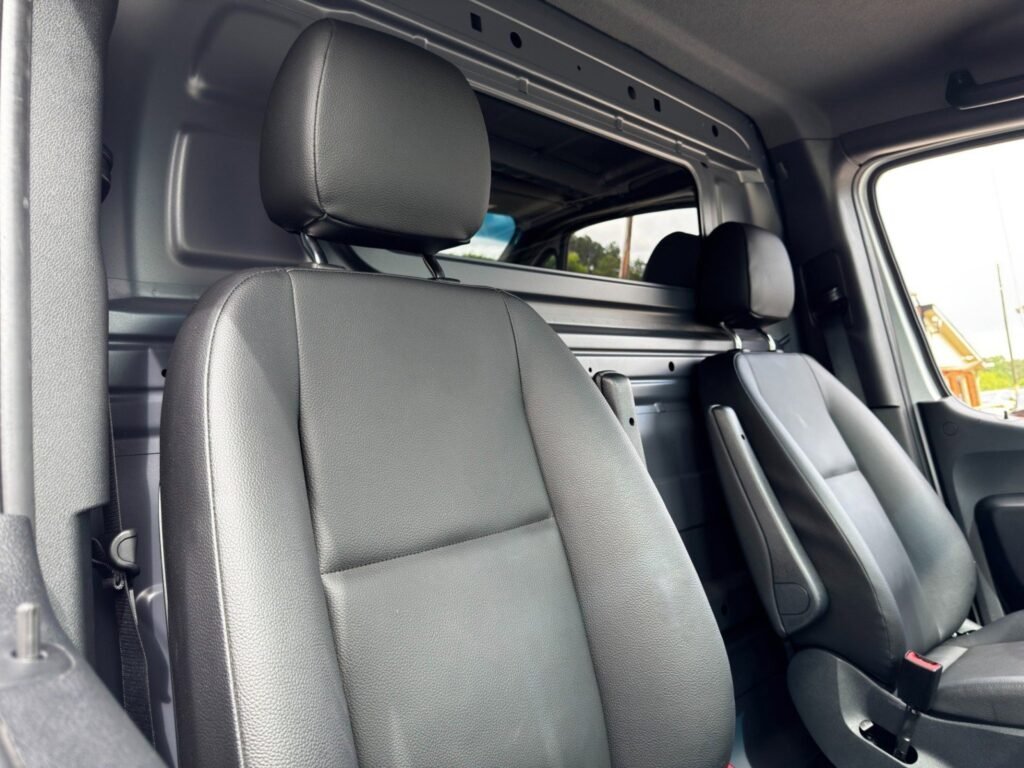 صورة السيارة