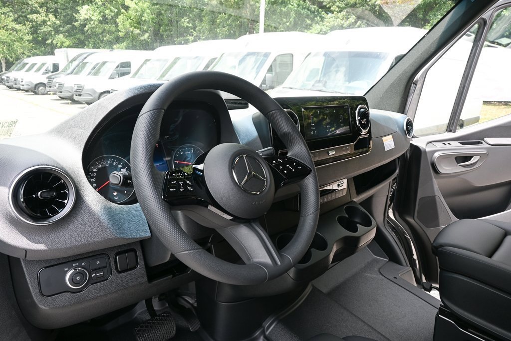 صورة السيارة