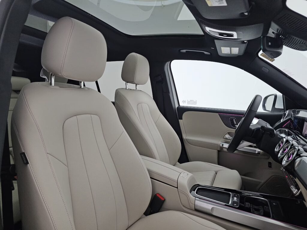 صورة السيارة