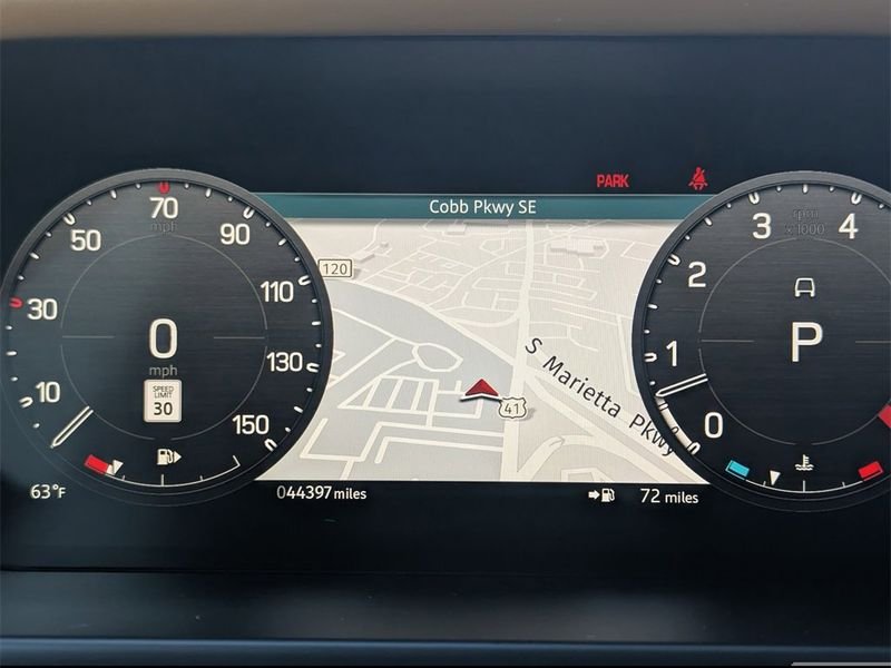 صورة السيارة