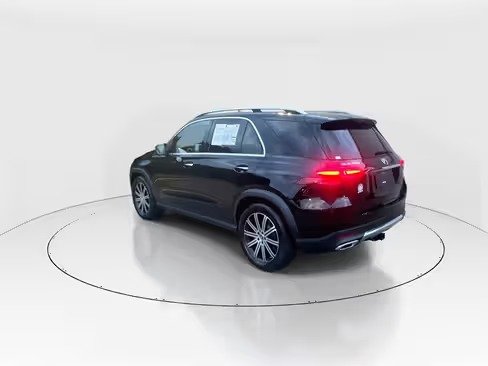 صورة السيارة