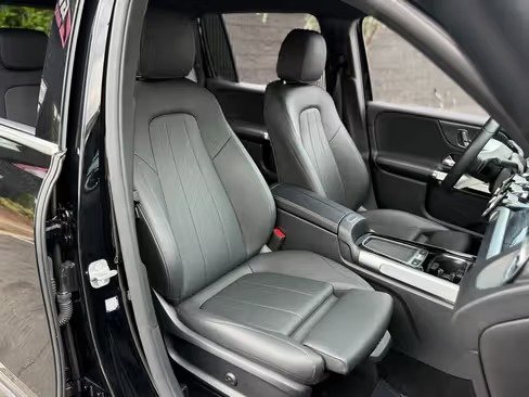 صورة السيارة