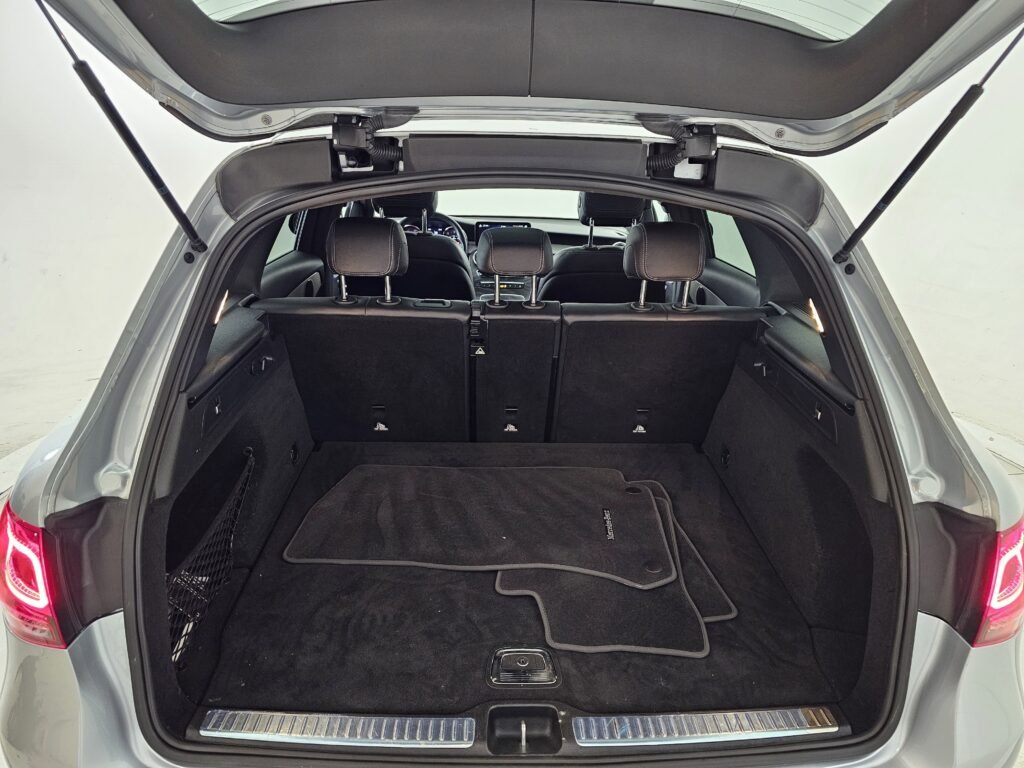 صورة السيارة