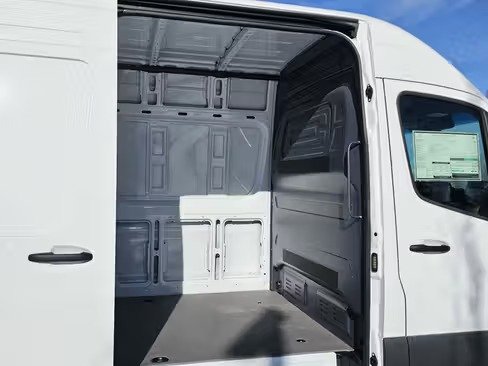 صورة السيارة