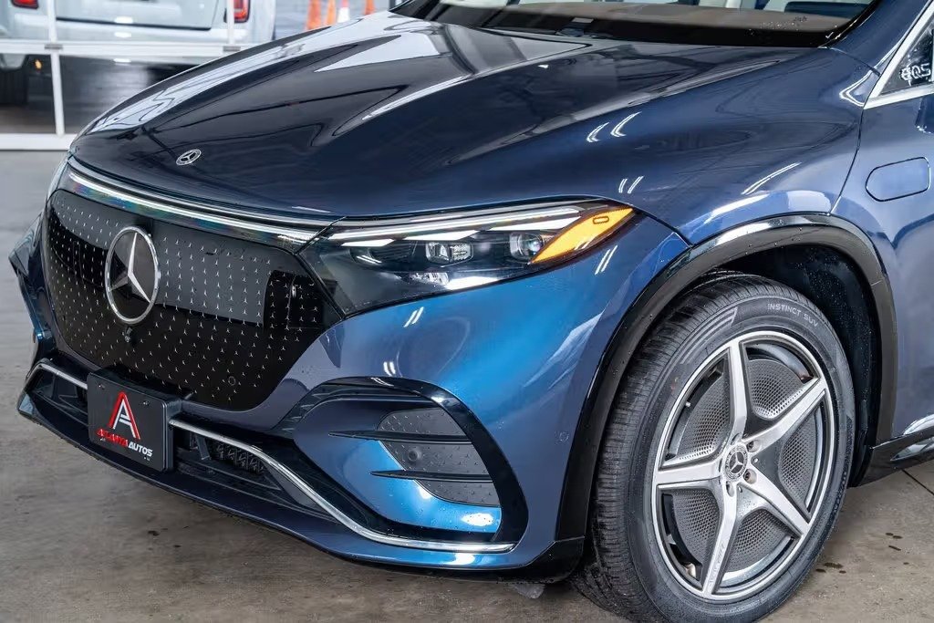 صورة السيارة