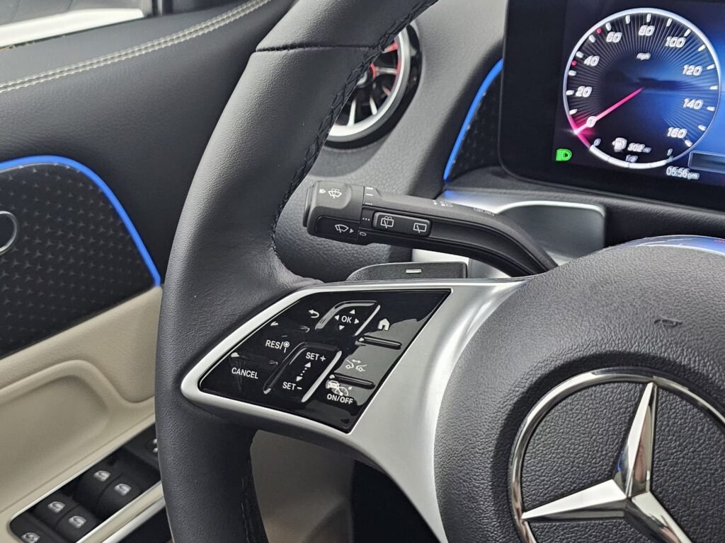 صورة السيارة