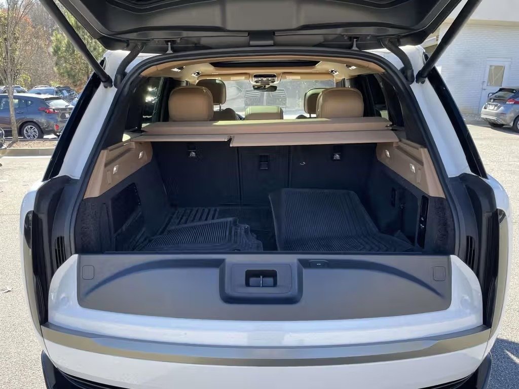 صورة السيارة