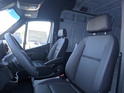 صورة السيارة