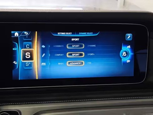 صورة السيارة