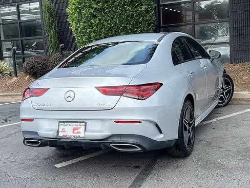 صورة السيارة