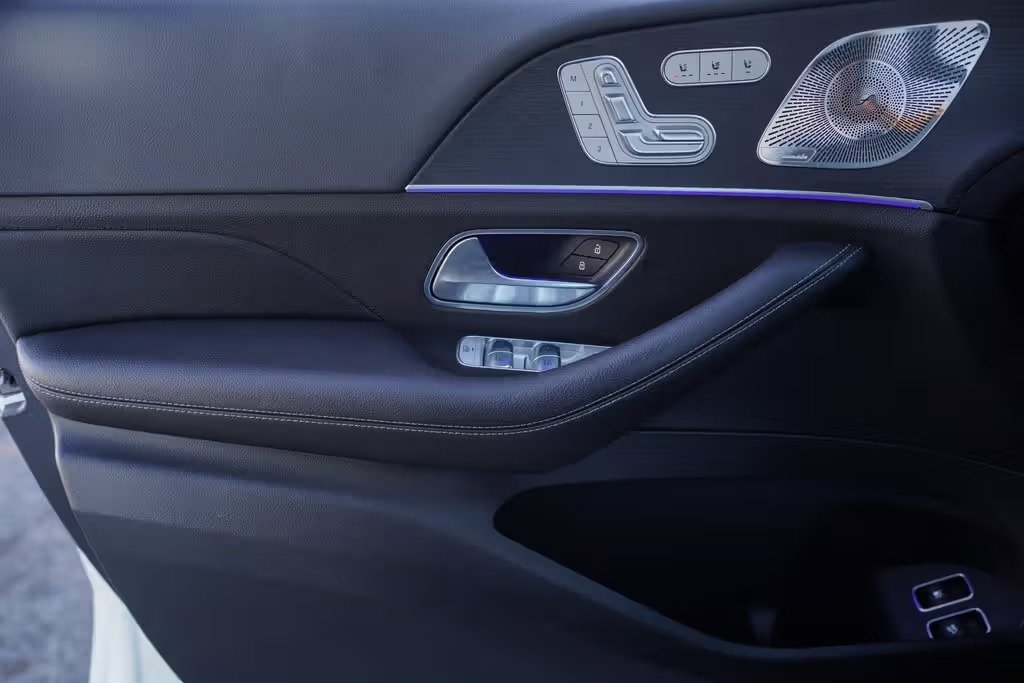 صورة السيارة