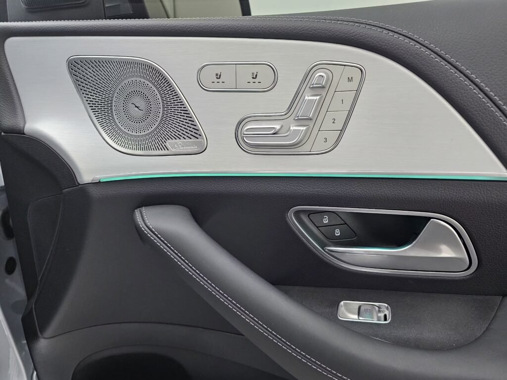 صورة السيارة