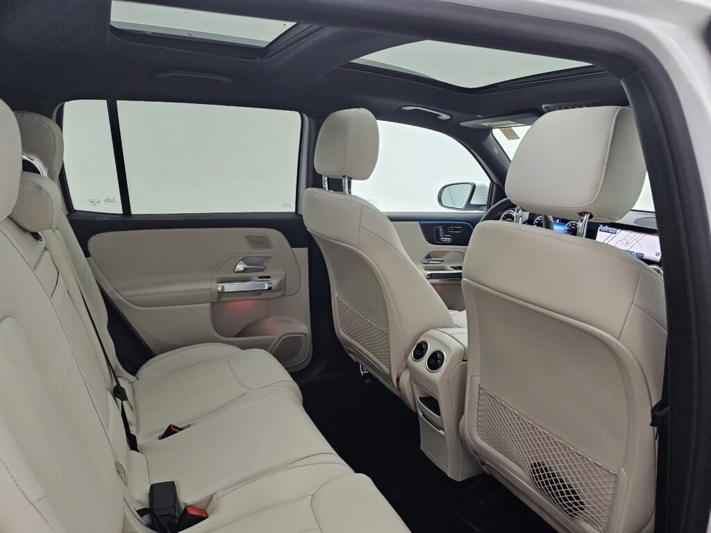 صورة السيارة