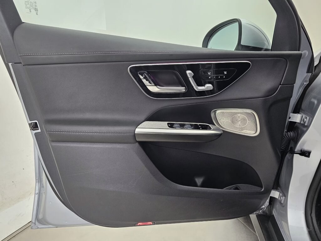 صورة السيارة