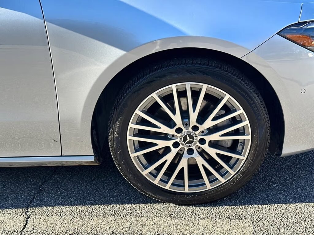 صورة السيارة