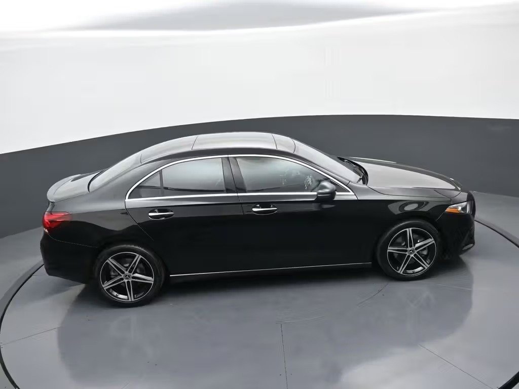 صورة السيارة