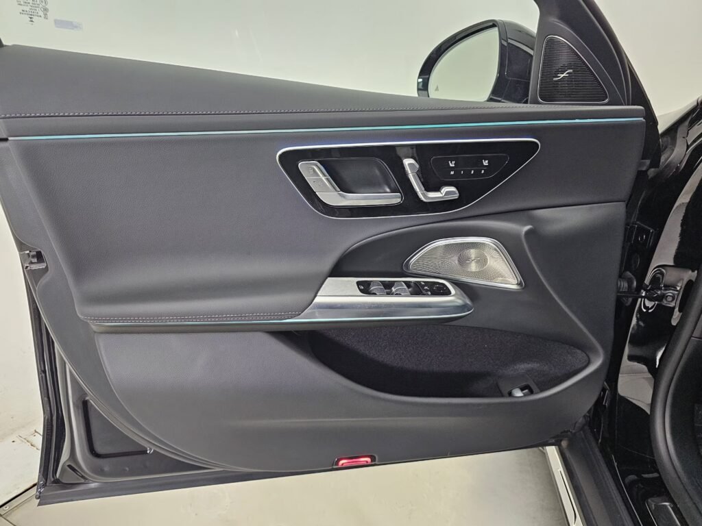 صورة السيارة