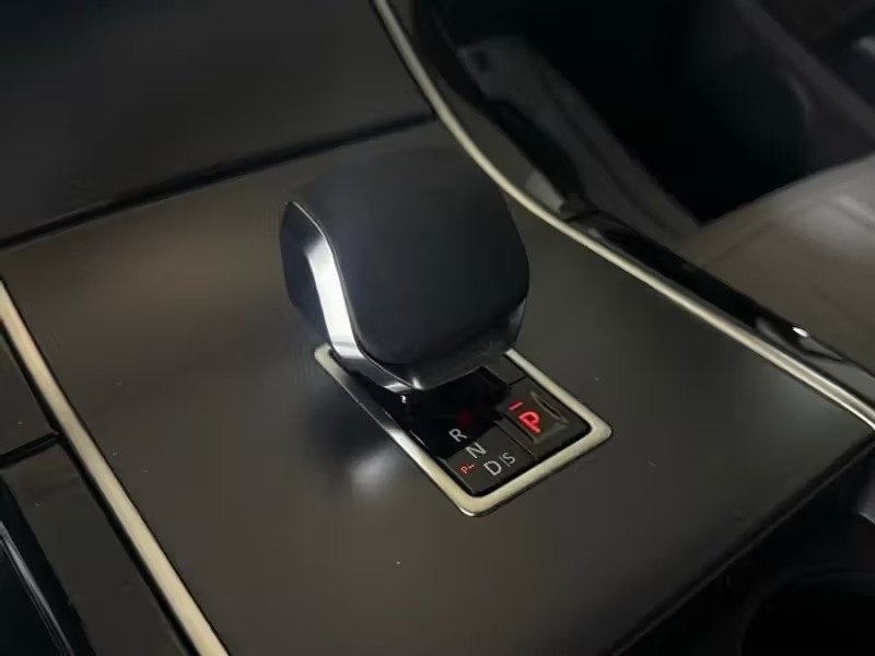 صورة السيارة