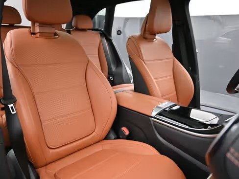 صورة السيارة