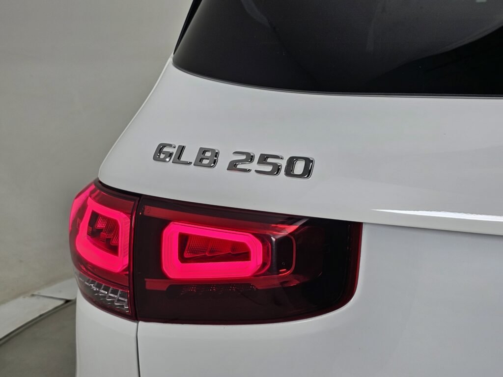 صورة السيارة