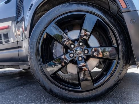 صورة السيارة