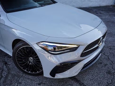 صورة السيارة