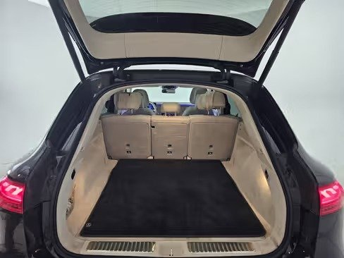 صورة السيارة