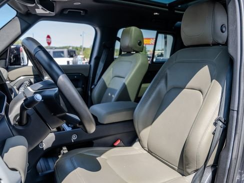 صورة السيارة