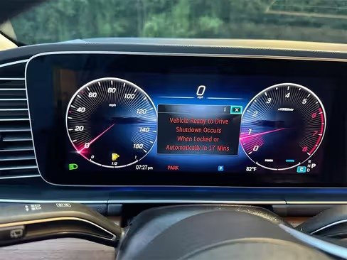 صورة السيارة