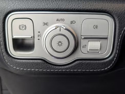 صورة السيارة