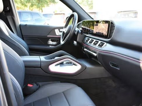 صورة السيارة