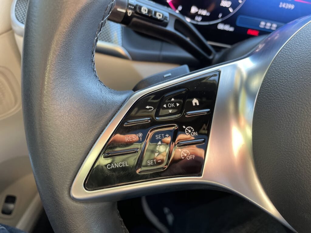 صورة السيارة