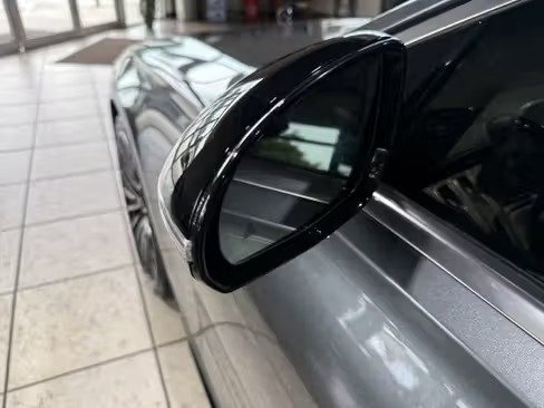 صورة السيارة