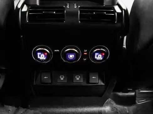 صورة السيارة