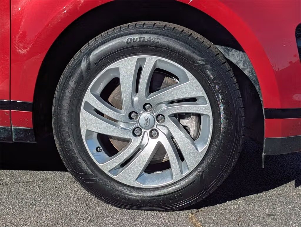 صورة السيارة