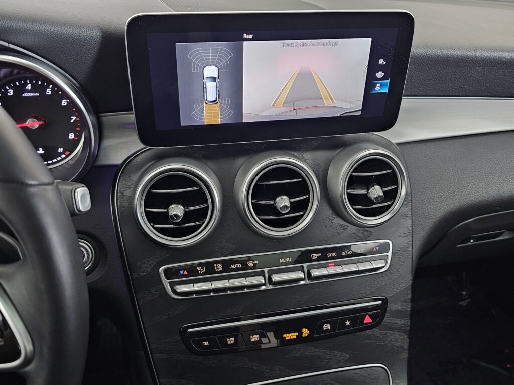 صورة السيارة