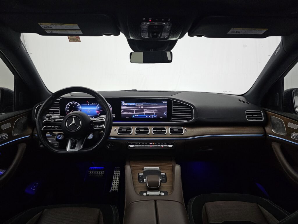 صورة السيارة