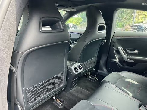 صورة السيارة