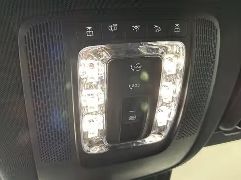 صورة السيارة