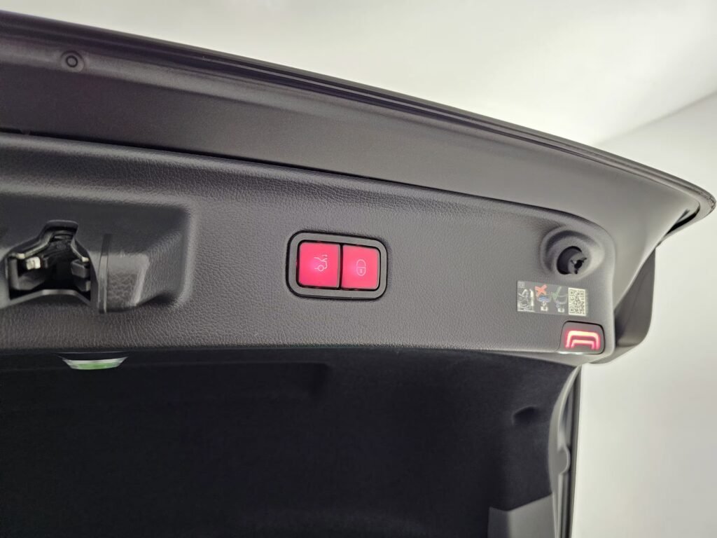 صورة السيارة