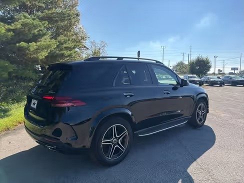 صورة السيارة