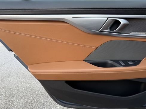 صورة السيارة