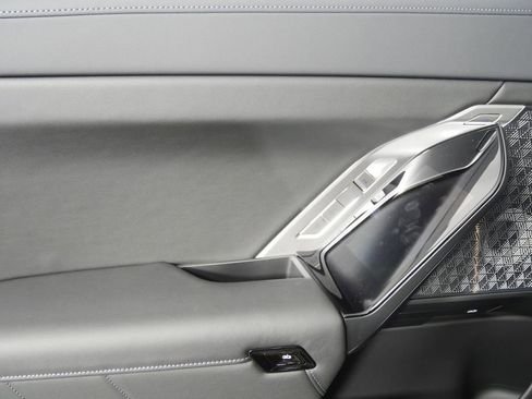 صورة السيارة