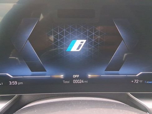 صورة السيارة