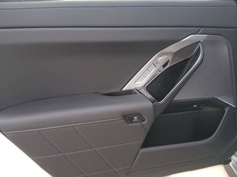 صورة السيارة