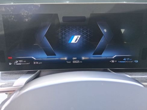 صورة السيارة