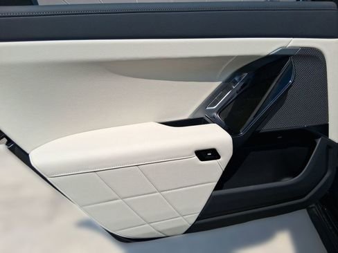 صورة السيارة