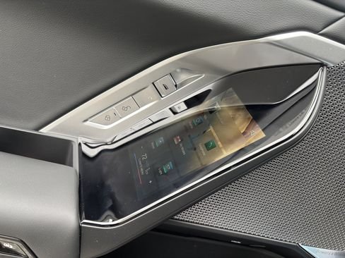 صورة السيارة